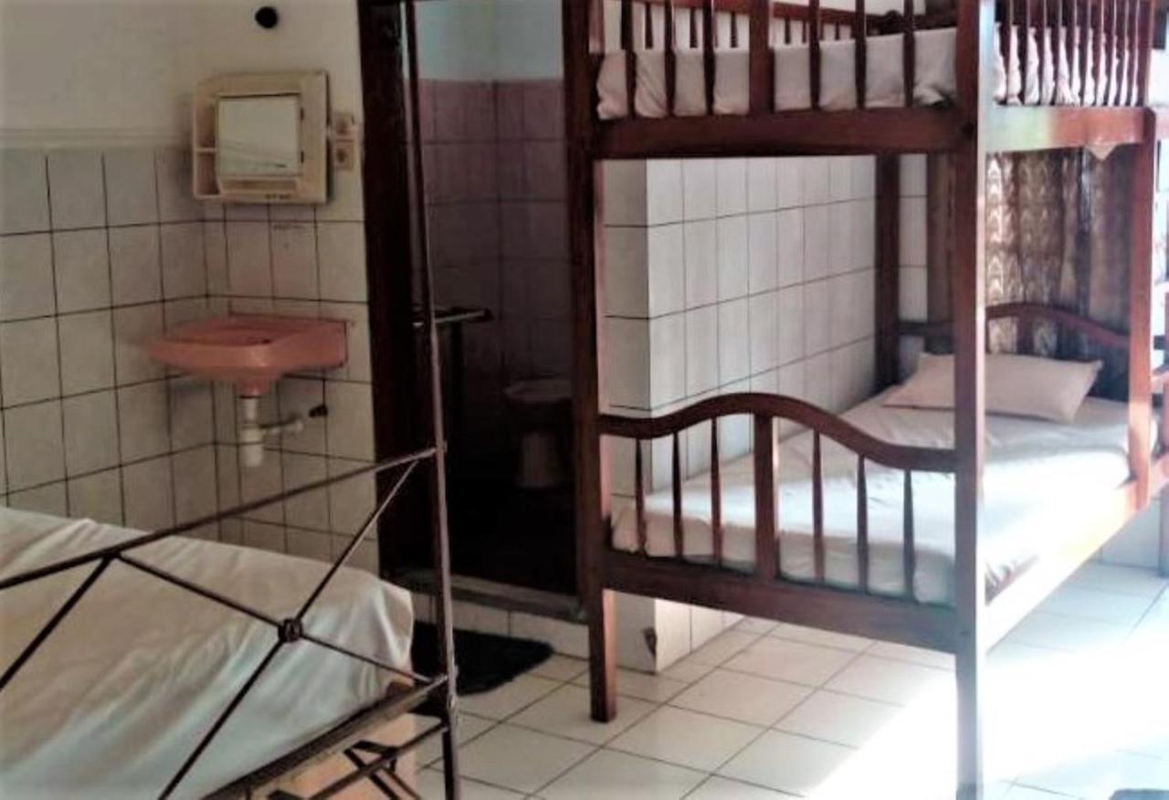 Wisma & Kantin Amanda Mojokerto Zewnętrze zdjęcie